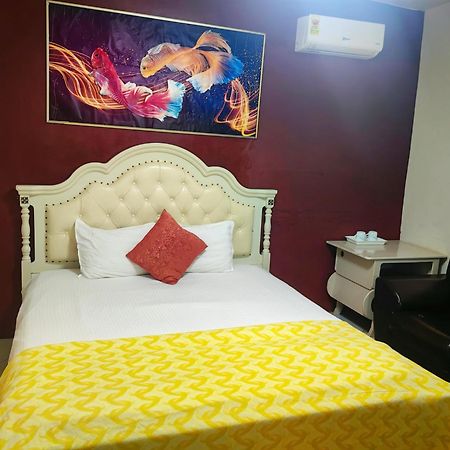 Hongyuanprimierhotel Accra Exteriér fotografie