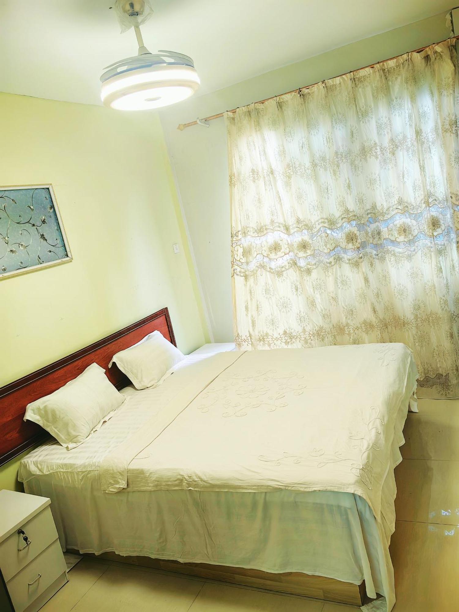 Hongyuanprimierhotel Accra Exteriér fotografie