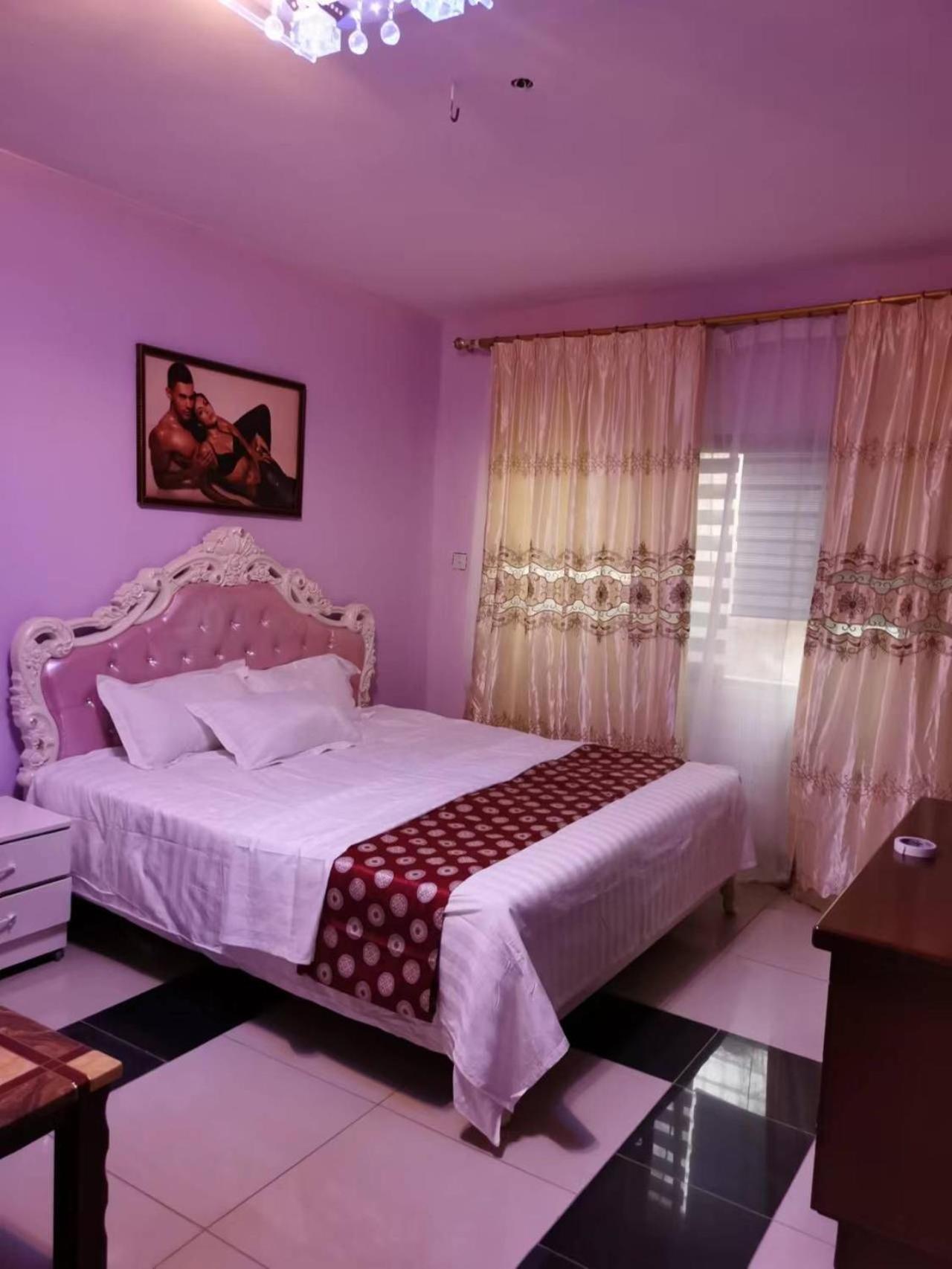 Hongyuanprimierhotel Accra Exteriér fotografie